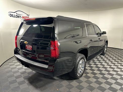 Used 2019 Chevrolet Suburban LT image 9
