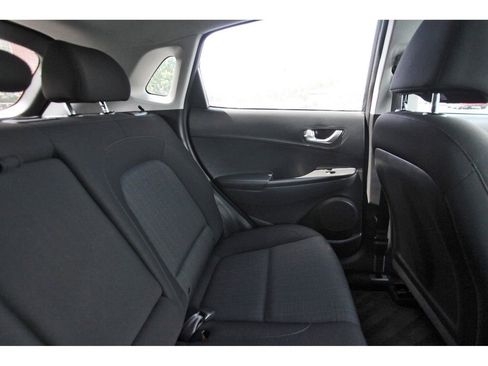 Certified 2022 Hyundai Kona SEL w/ Convenience Package FWD image 13