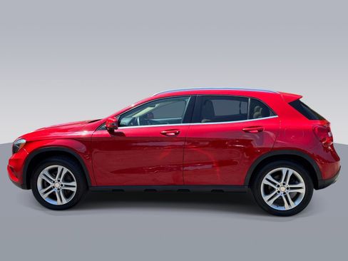Used 2015 Mercedes-Benz GLA 250 4MATIC image 4
