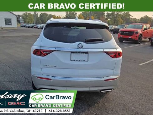 Certified 2024 Buick Enclave Essence image 7