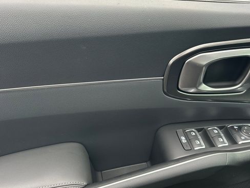 New 2026 Kia Sorento EX image 9