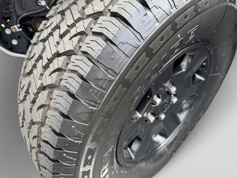 Certified 2022 Jeep Gladiator Mojave w/ LED Lighting Group image 19