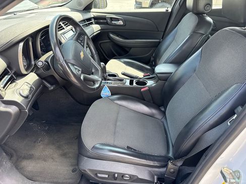 Used 2015 Chevrolet Malibu LT FWD image 6