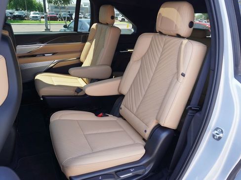 New 2025 Cadillac Escalade IQ Luxury 2 image 8