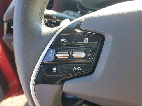 Used 2023 Kia Niro EX image 11