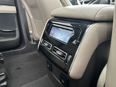 Certified 2023 Lincoln Aviator Reserve w/ Elements Package Plus image 38