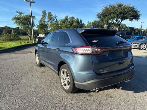 Used 2018 Ford Edge Titanium w/ Equipment Group 301A FWD image 4