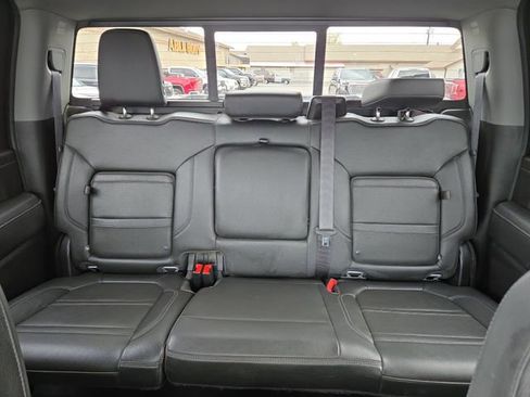 Used 2022 GMC Sierra 2500 Denali w/ Denali Ultimate Package AWD/4WD image 29