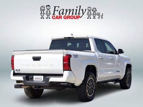 Used 2026 Toyota Tacoma TRD Sport image 4