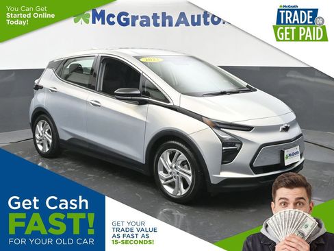 Used 2023 Chevrolet Bolt LT FWD image 1