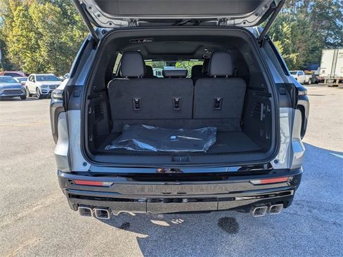 New 2026 Chevrolet Traverse High Country image 32