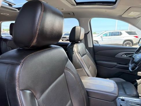 Used 2018 Chevrolet Traverse Premier AWD/4WD image 26