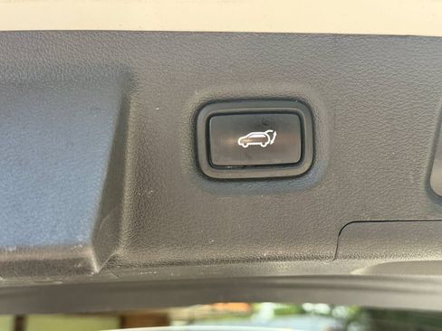 Used 2020 Hyundai Santa Fe Limited w/ Cargo Package AWD/4WD image 16