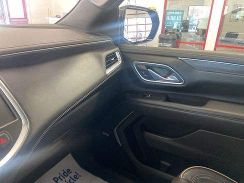 Used 2021 GMC Yukon SLT image 45