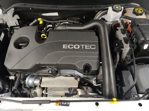 Used 2020 Chevrolet Equinox LS w/ LS Convenience Package FWD image 30