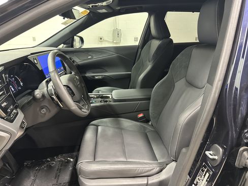 Certified 2024 Lexus RX 350 AWD w/ Convenience Package image 16