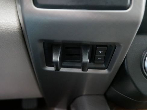 Used 2018 Ford F250 Limited w/ FX4 Off-Road Package image 27