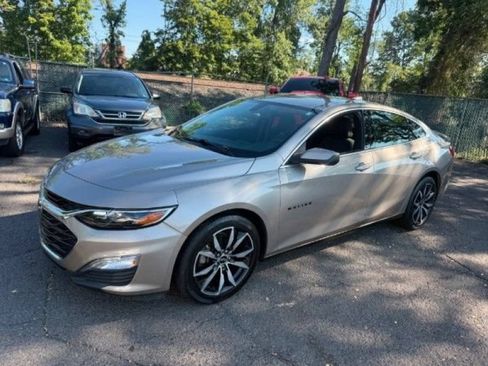 Used 2022 Chevrolet Malibu RS FWD image 16
