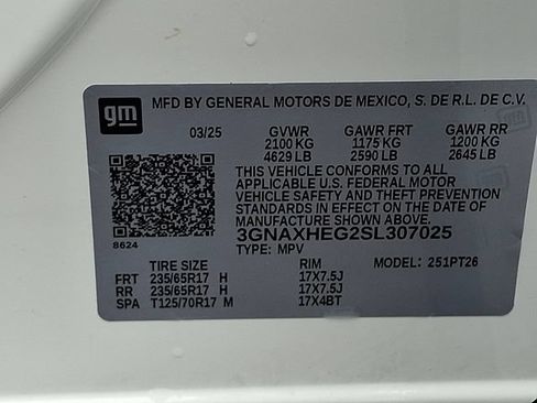 Used 2025 Chevrolet Equinox LT FWD image 27