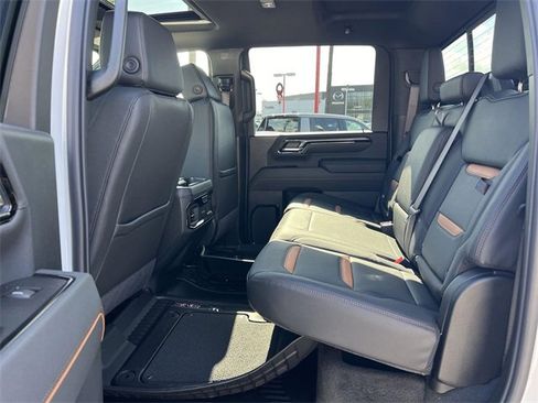 New 2026 GMC Sierra 2500 AT4 image 28