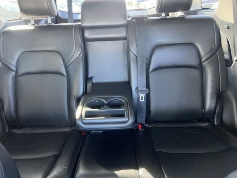Used 2022 Nissan Pathfinder SL w/ SL Black Package image 21