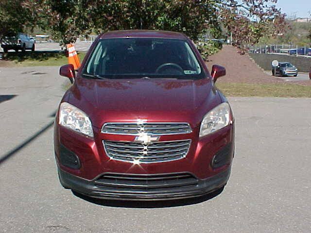 Used 2016 Chevrolet Trax LS w/ LPO, Protection Package AWD/4WD image 3
