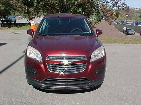 Used 2016 Chevrolet Trax LS w/ LPO, Protection Package AWD/4WD image 3