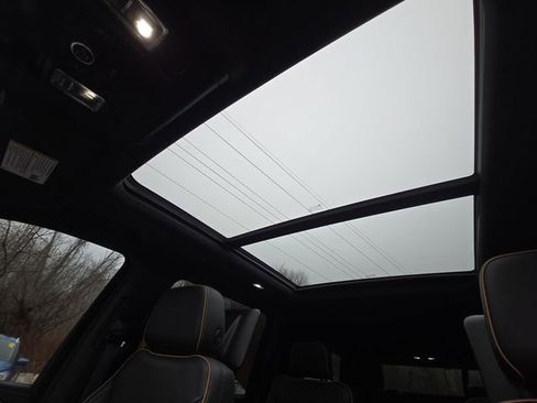 Used 2021 GMC Yukon XL AT4 w/ AT4 Premium Plus Package image 22