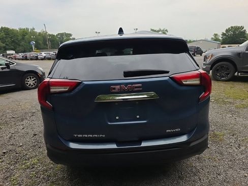 Used 2024 GMC Terrain SLE AWD/4WD image 19