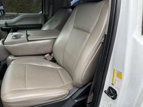 Used 2019 Ford F350 XL w/ Snow Plow Prep Package AWD/4WD image 3