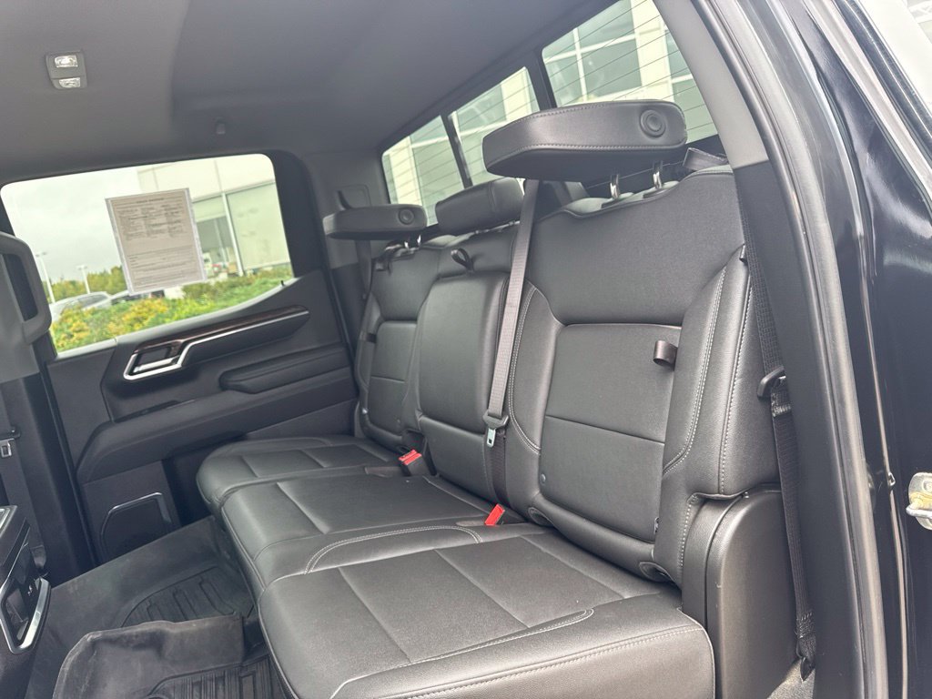 Used 2025 GMC Sierra 1500 Elevation w/ Elevation Premium Package AWD/4WD image 24
