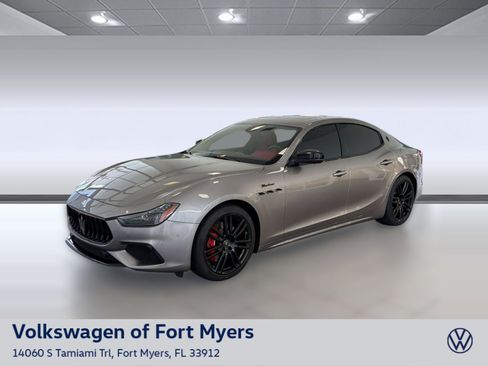 Used 2022 Maserati Ghibli Modena RWD image 1
