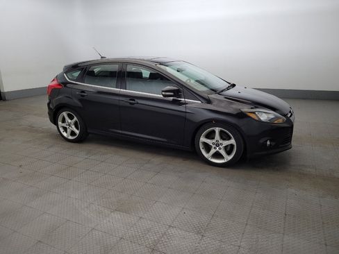 Used 2014 Ford Focus Titanium image 11
