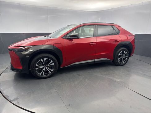 Used 2024 Toyota bZ4X XLE image 2