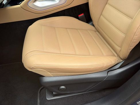Certified 2026 Mercedes-Benz GLE 450 4MATIC image 18