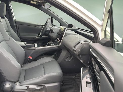 Used 2024 Toyota bZ4X XLE w/ Weather Package image 11