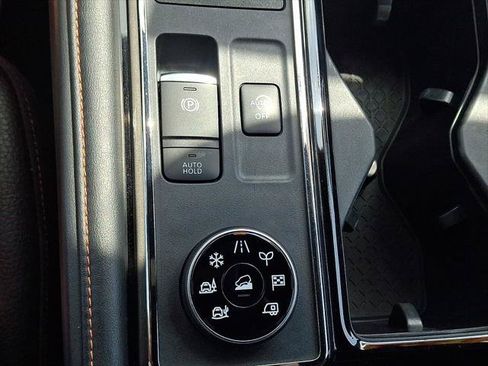 Used 2023 Nissan Pathfinder Rock Creek AWD/4WD image 27
