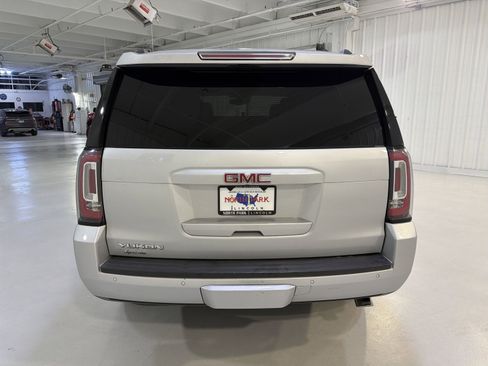 Used 2018 GMC Yukon SLT w/ Premium Edition RWD image 28