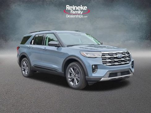 New 2026 Ford Explorer Active w/ Active Comfort Package AWD/4WD image 3