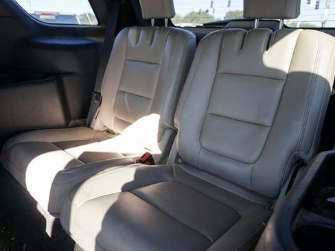 Used 2014 Ford Explorer Limited image 10