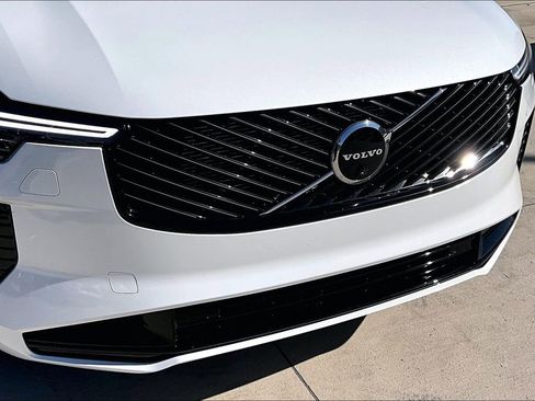 New 2026 Volvo XC90 T8 Ultra w/ Protection Package Premier image 36