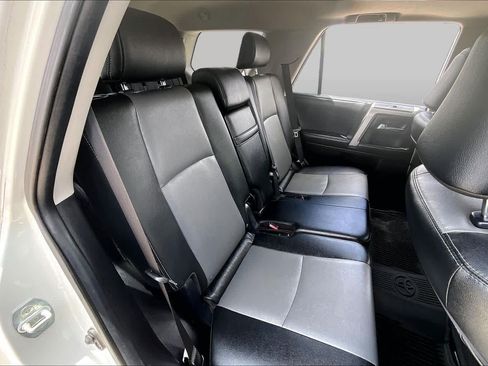 Used 2021 Toyota 4Runner SR5 Premium w/ Moonroof Package RWD image 19