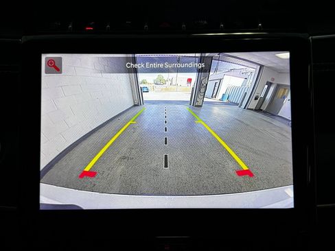 Used 2022 Jeep Grand Cherokee L Limited RWD image 18