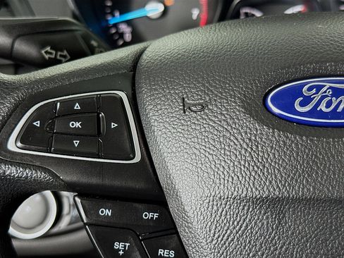 Used 2018 Ford Escape SE image 13