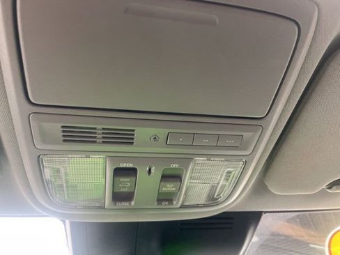 Used 2022 Honda CR-V EX-L image 37