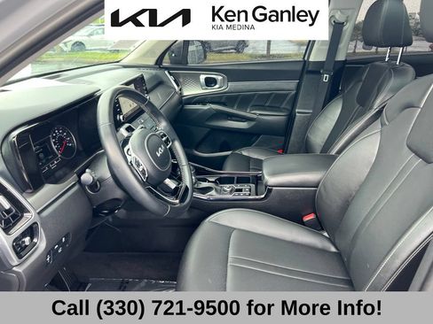 Certified 2022 Kia Sorento SX FWD image 32