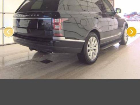 Used 2017 Land Rover Range Rover HSE image 3