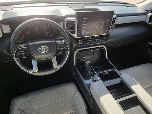 Used 2022 Toyota Tundra Limited image 2