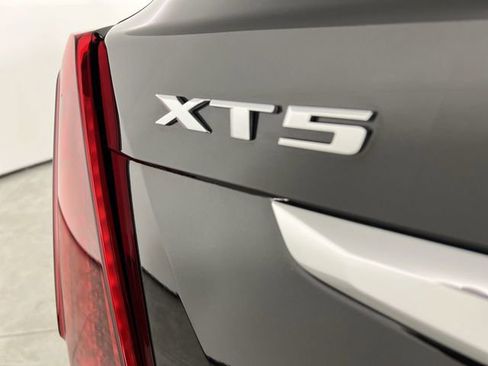 Used 2026 Cadillac XT5 Luxury AWD/4WD image 32