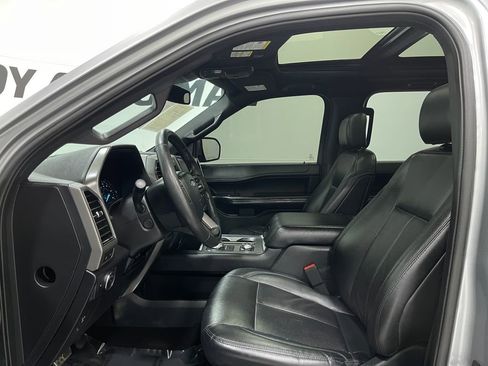 Used 2020 Ford Expedition XLT w/ Equipment Group 202A image 14